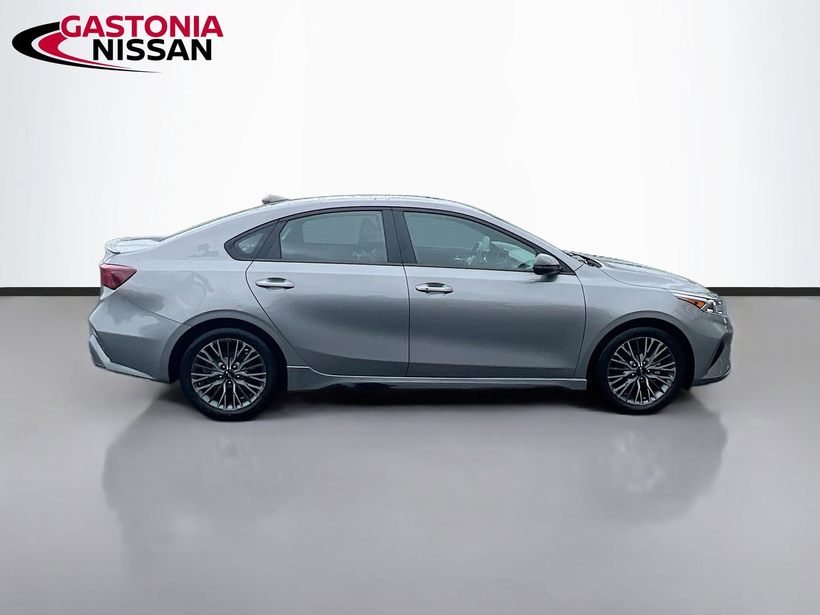 Used 2023 Kia Forte GT-Line w/ GT-Line Premium Package image 10