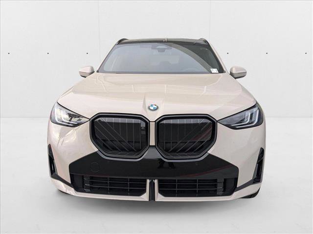 Used 2025 BMW X3 xDrive30i w/ Premium Package image 5