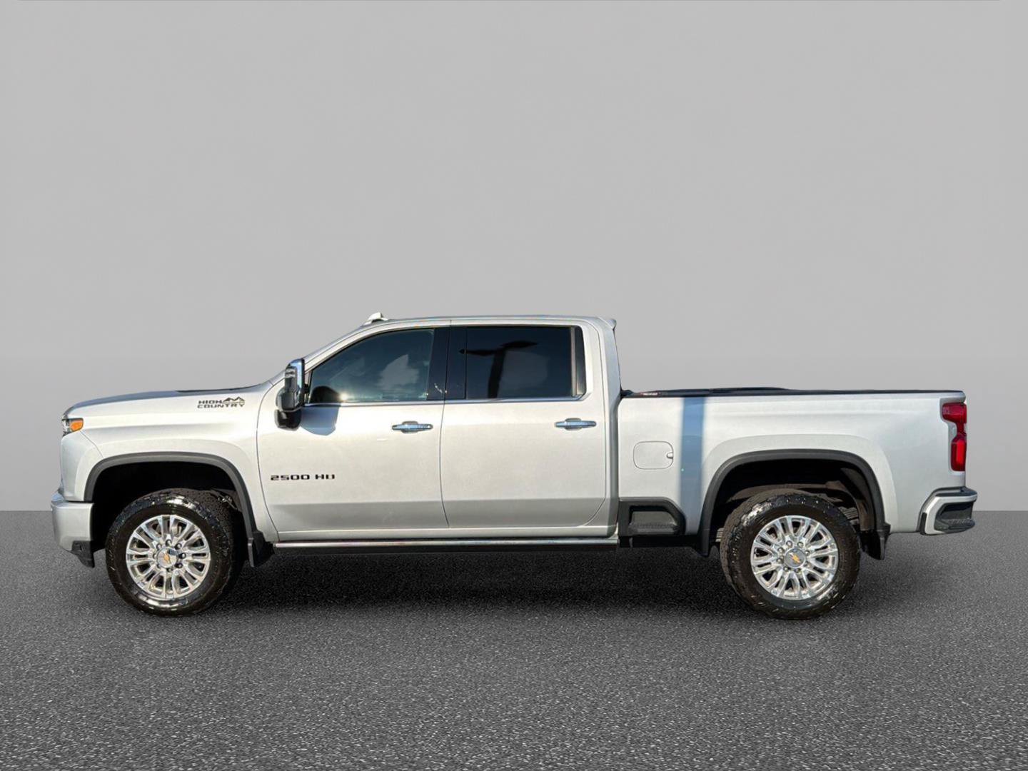 Certified 2022 Chevrolet Silverado 2500 High Country w/ LPO, Hitch Package AWD/4WD image 10