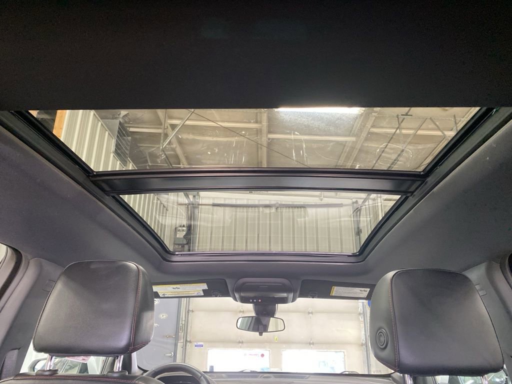 Used 2023 Chevrolet Equinox RS w/ RS Leather Package image 15