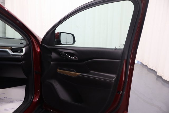 Used 2017 GMC Acadia SLE w/ Driver Alert Package I image 13