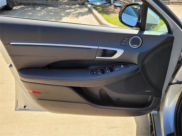 New 2025 Hyundai Sonata Limited image 5