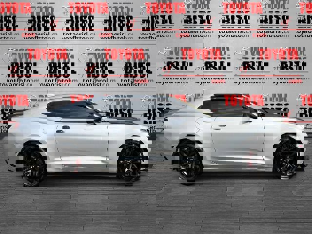 Used 2018 Chevrolet Camaro SS image 2