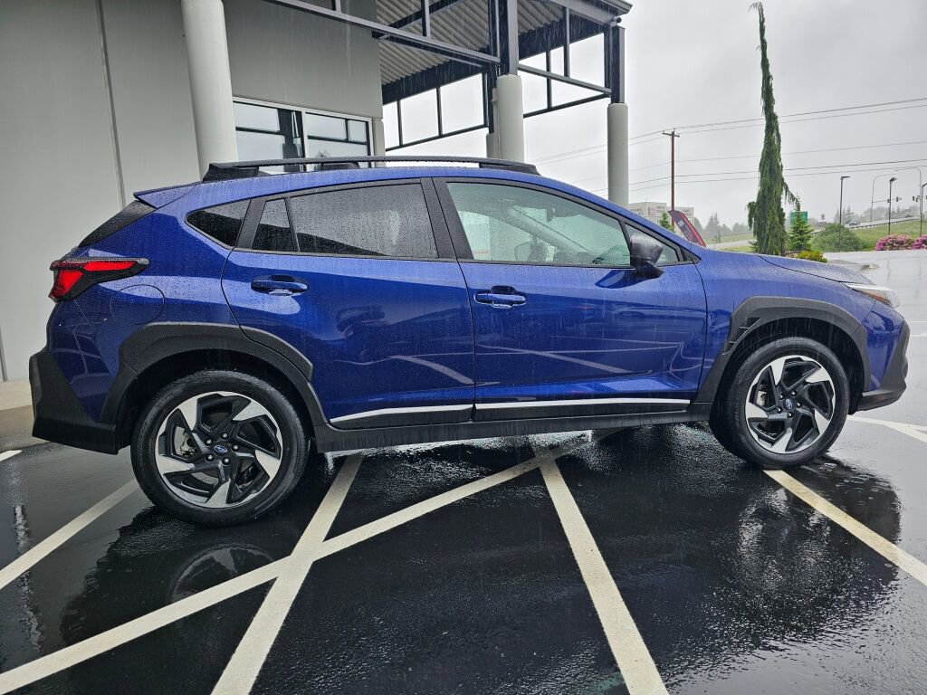 Used 2024 Subaru Crosstrek 2.5i Limited w/ Crosstrek Mirror Package AWD/4WD image 6