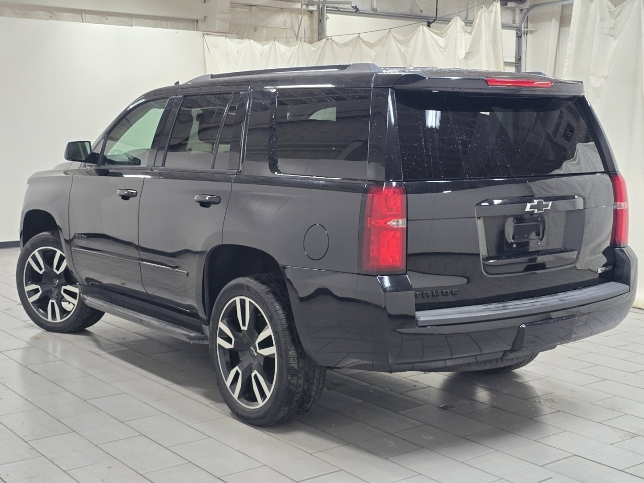Used 2018 Chevrolet Tahoe Premier image 20