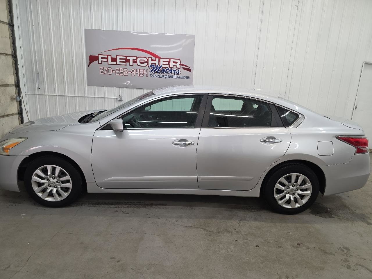 Used 2015 Nissan Altima 2.5 S w/ Power Driver Seat Package FWD image 7