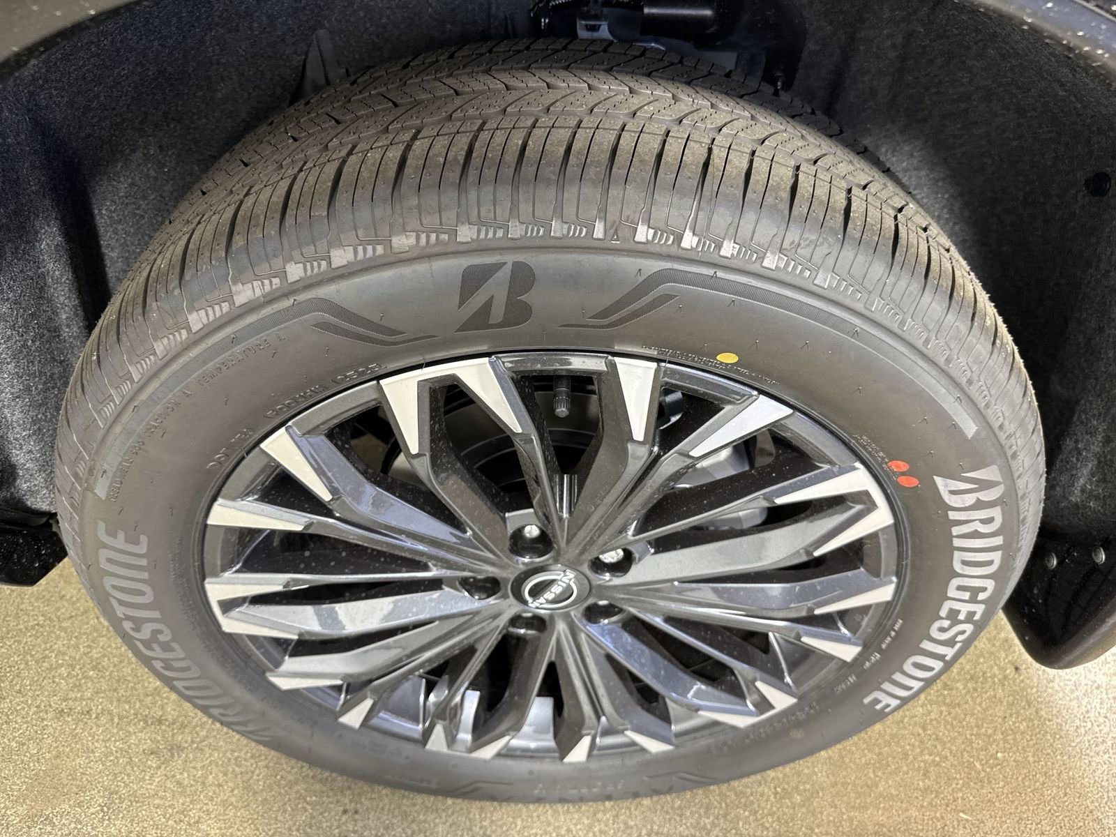 New 2026 Nissan Rogue Platinum w/ Platinum Premium Package image 6