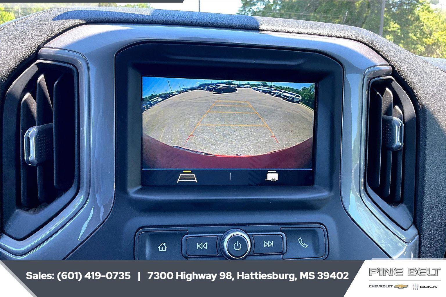 Used 2019 Chevrolet Silverado 1500 Custom w/ Custom Convenience Package RWD image 16