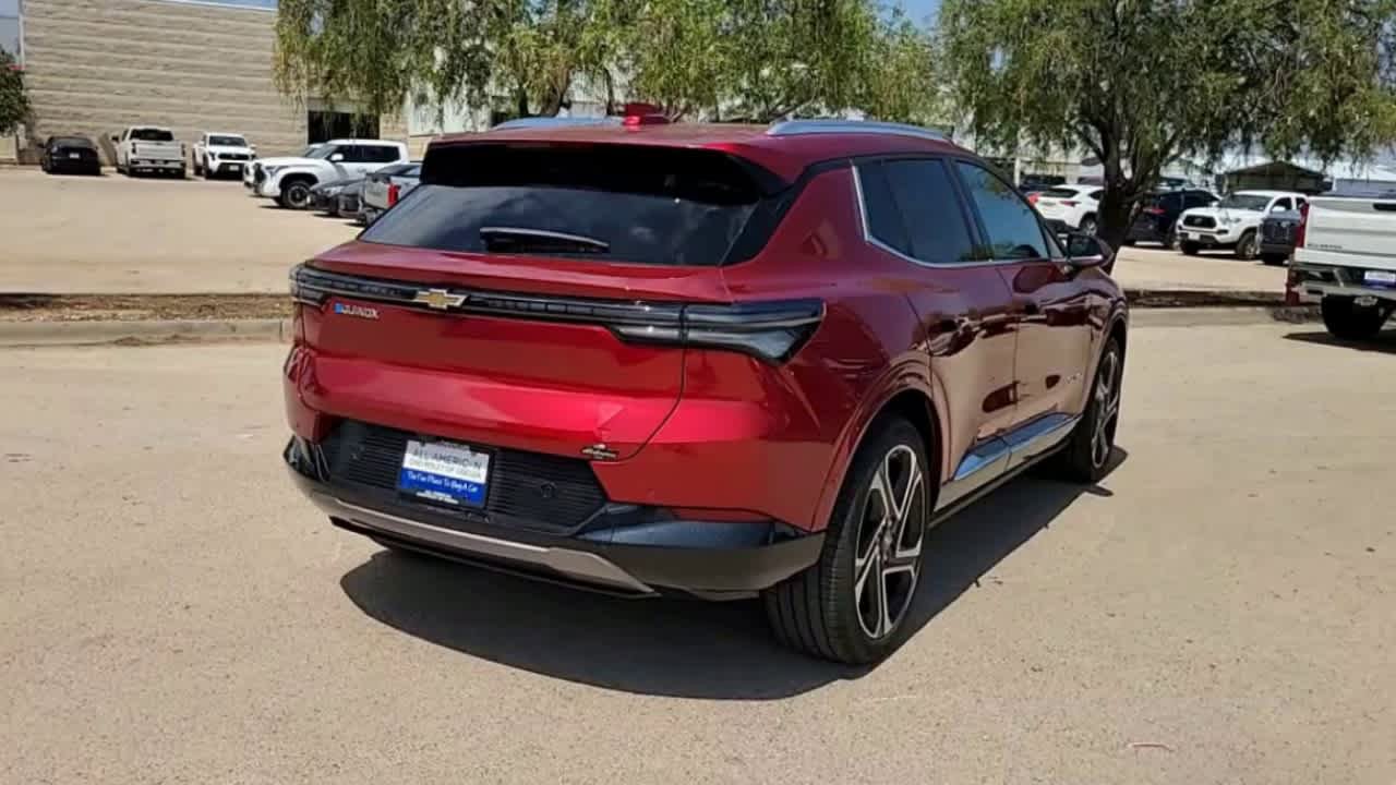 New 2025 Chevrolet Equinox EV LT w/ Convenience Package II FWD image 9