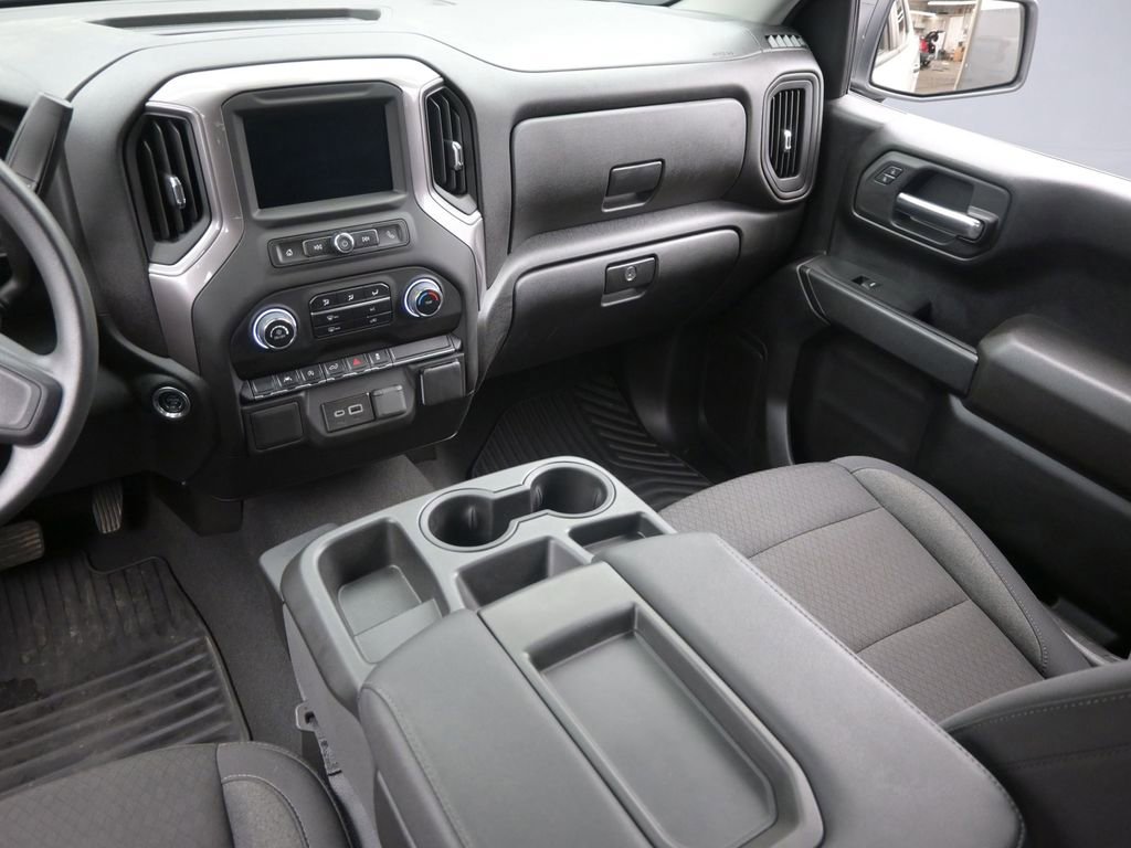 Used 2024 Chevrolet Silverado 1500 Custom image 14