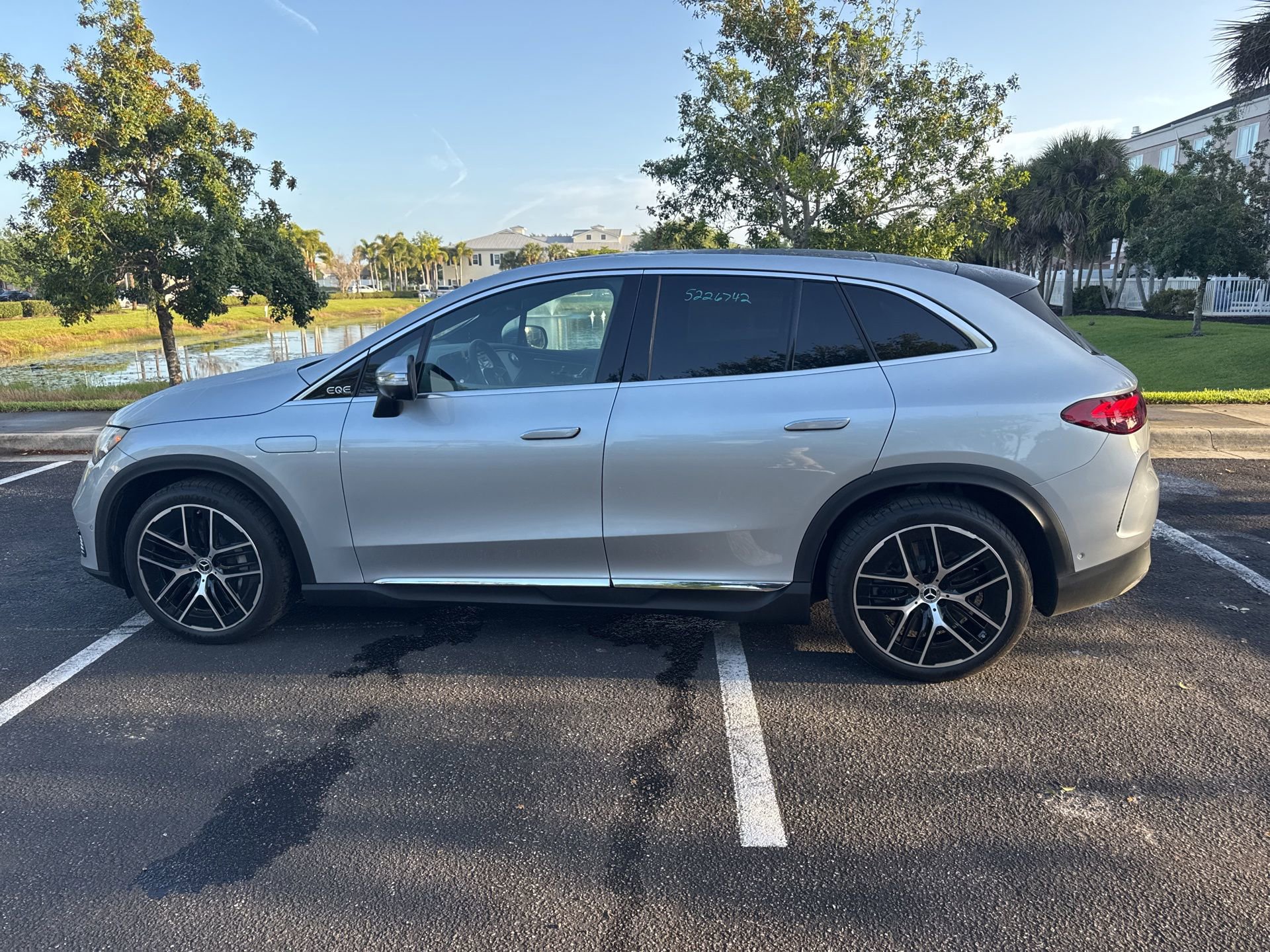 Used 2025 Mercedes-Benz EQE 350+ SUV image 8