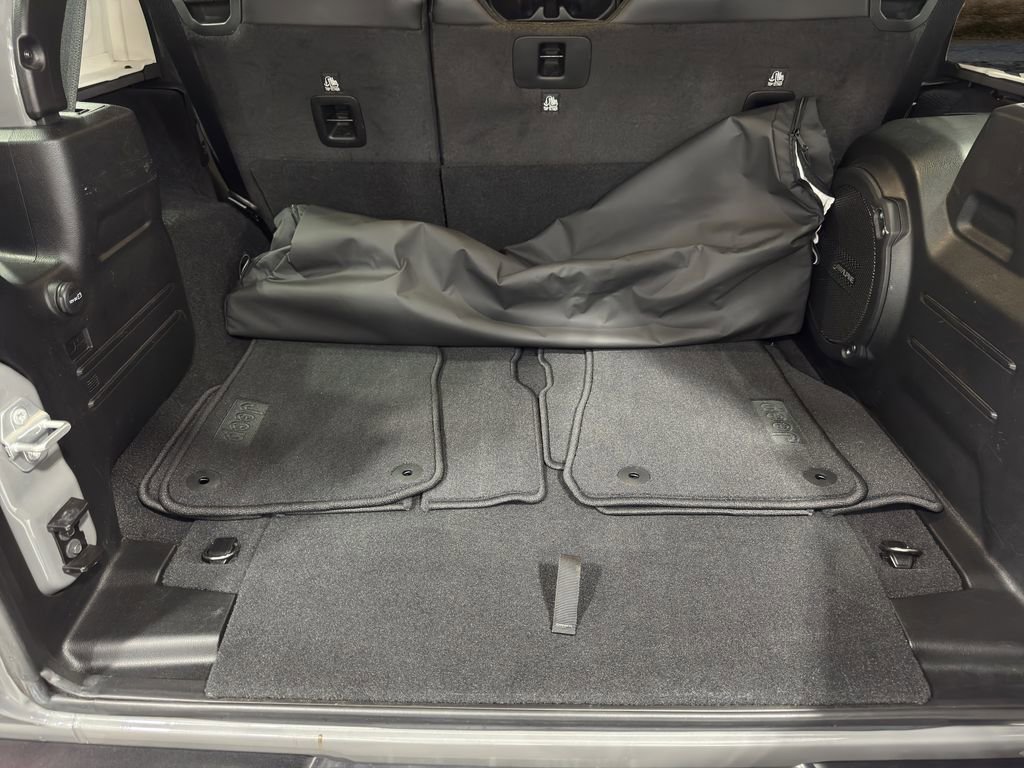 Used 2023 Jeep Wrangler Rubicon 392 w/ Trailer Tow Package image 43