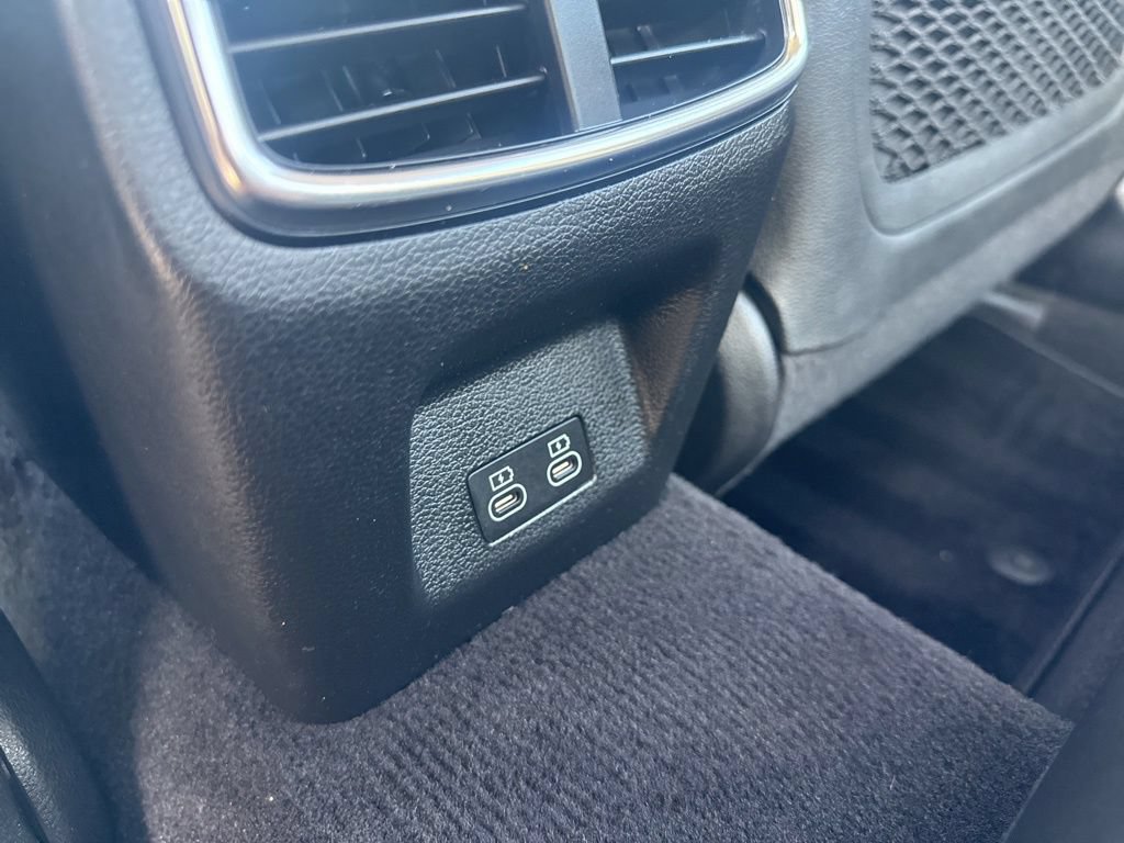 Used 2025 Genesis G70 2.5T AWD/4WD image 27