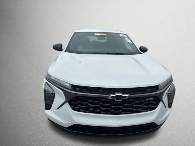 Used 2025 Chevrolet Trax RS w/ Driver Confidence Package FWD image 8