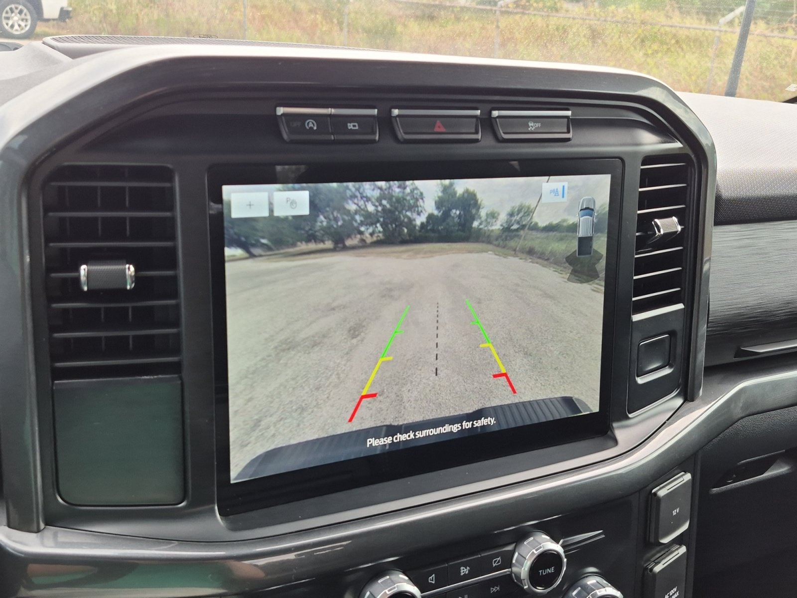 Used 2022 Ford F150 XLT w/ Equipment Group 302A High RWD image 14