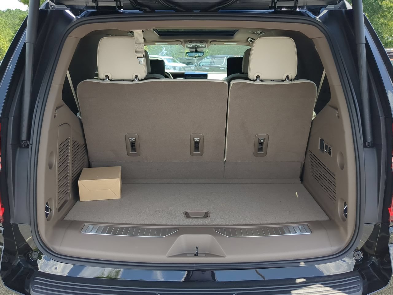 New 2026 GMC Yukon Denali w/ Denali Reserve Package AWD/4WD image 27