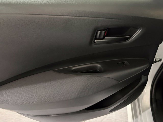 Used 2024 Toyota Corolla LE FWD image 11
