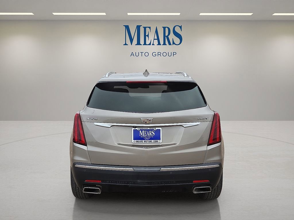 Used 2023 Cadillac XT5 Luxury w/ LPO, Floor Liner Package FWD image 4