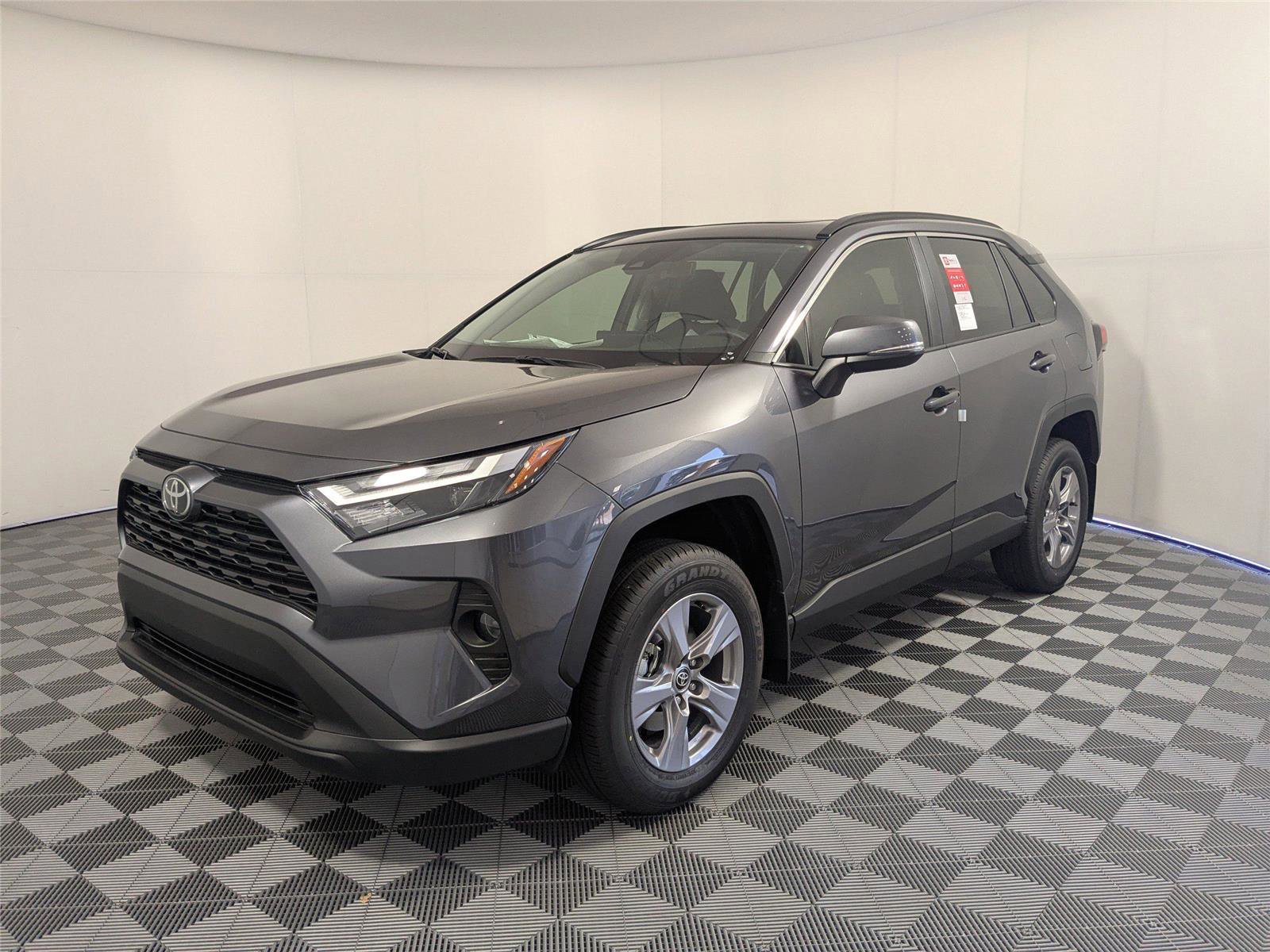New 2025 Toyota RAV4 XLE