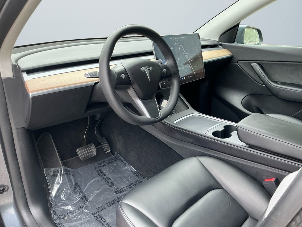 Used 2021 Tesla Model Y Long Range image 11
