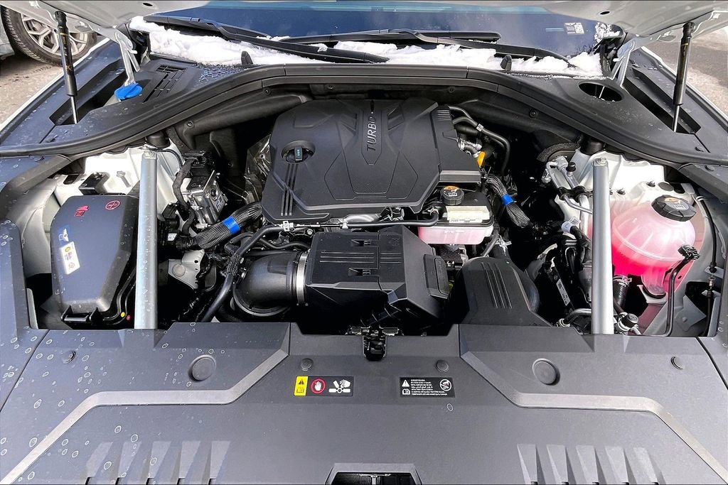 New 2026 Genesis GV70 2.5T Select image 10