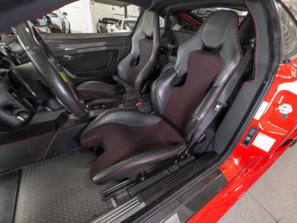Used 2009 Ferrari F430 Scuderia RWD image 12