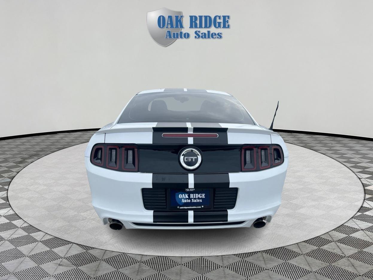 Used 2014 Ford Mustang GT RWD image 6