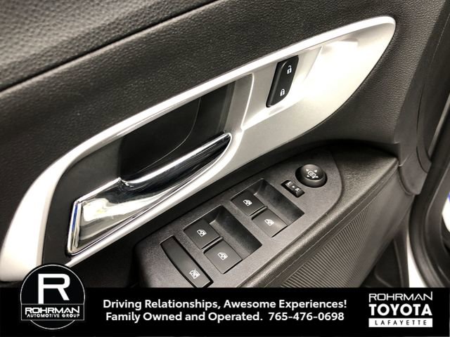 Used 2017 Chevrolet Equinox LT FWD image 13