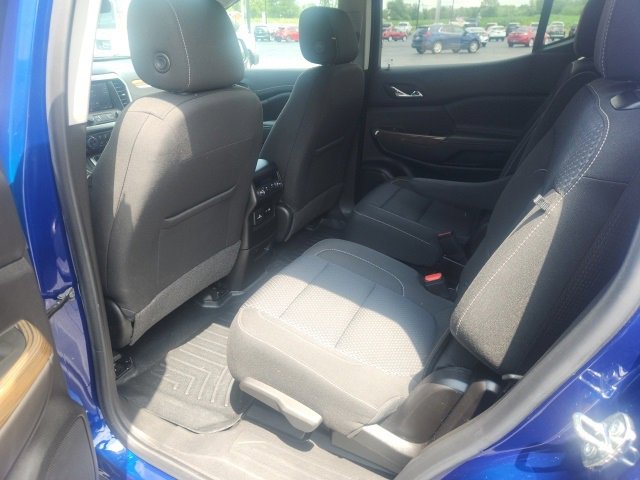 Used 2023 GMC Acadia SLE w/ Driver Convenience Package image 15