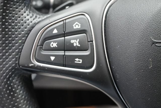 Used 2016 Mercedes-Benz C 300 4MATIC Sedan image 12