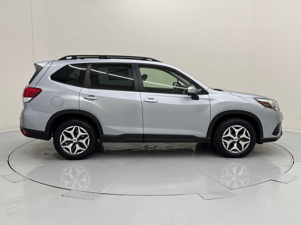 Certified 2023 Subaru Forester Premium image 6