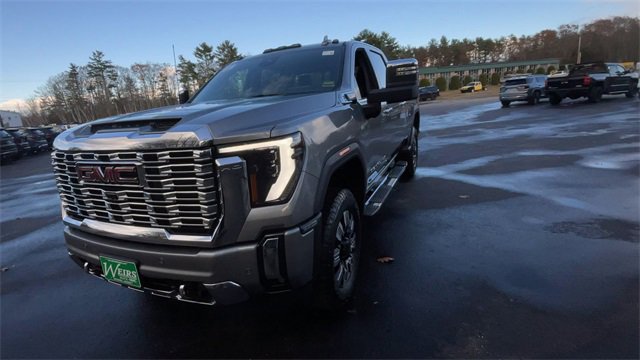 New 2026 GMC Sierra 3500 Denali w/ Technology Package image 4