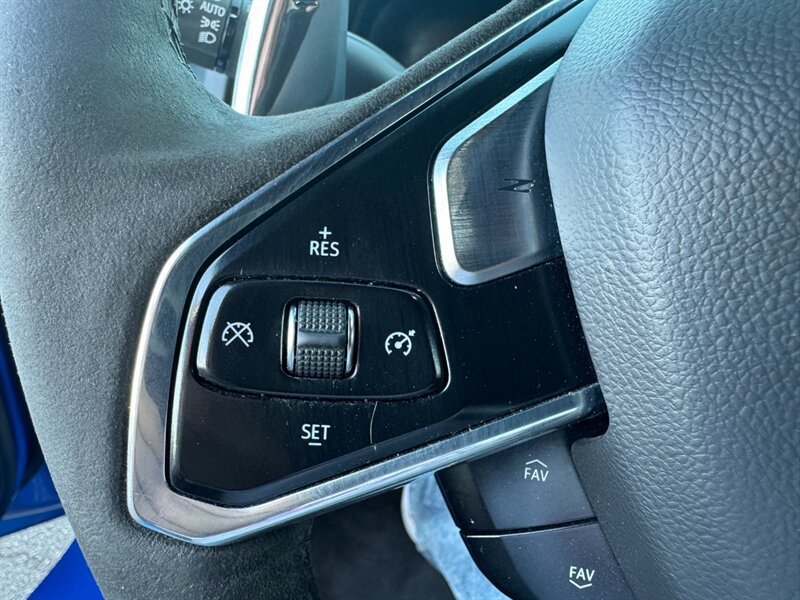 Used 2023 Chevrolet Corvette Stingray Preferred Cpe w/ Stealth Interior Trim Package RWD image 25