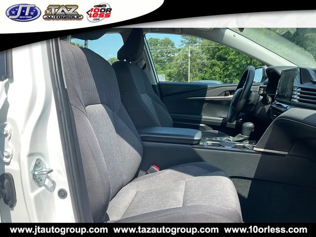 Used 2025 Toyota Camry LE FWD image 16