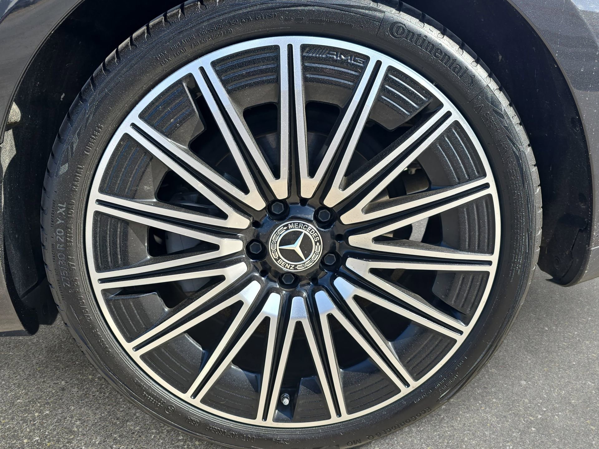 Certified 2025 Mercedes-Benz CLE 300 4MATIC Coupe image 32