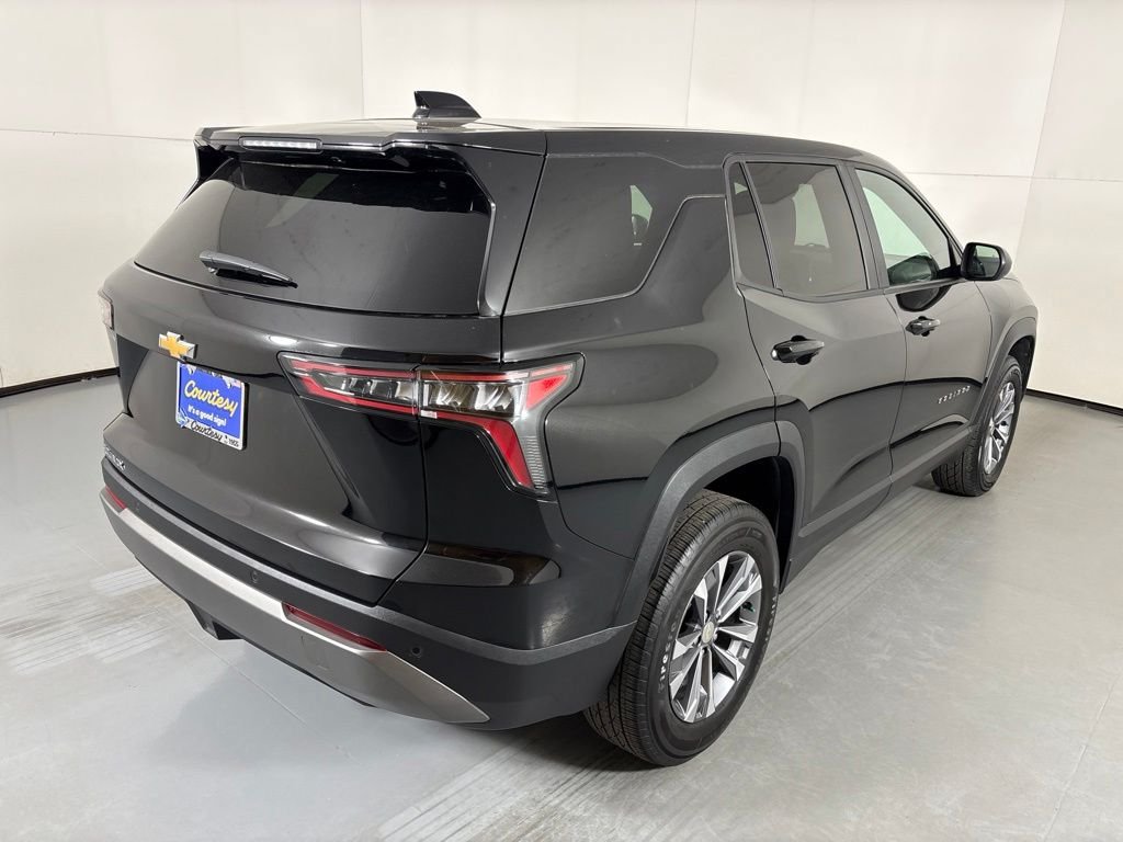 Used 2025 Chevrolet Equinox LT FWD image 8