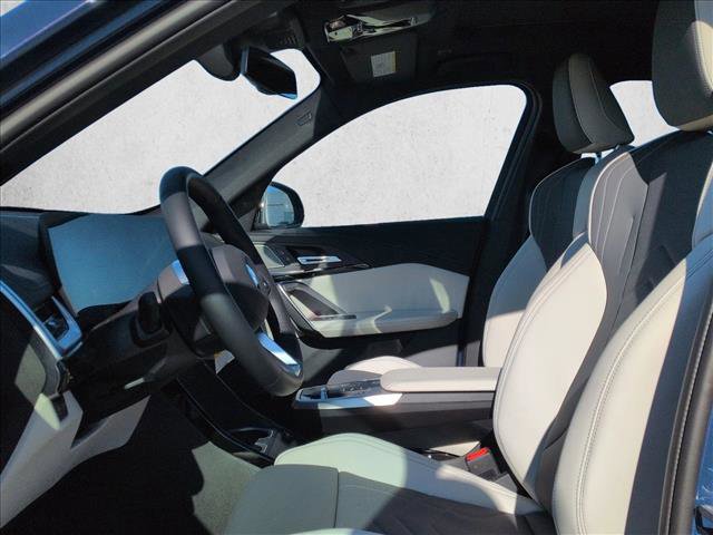 New 2026 BMW X1 xDrive28i w/ Convenience Package image 4