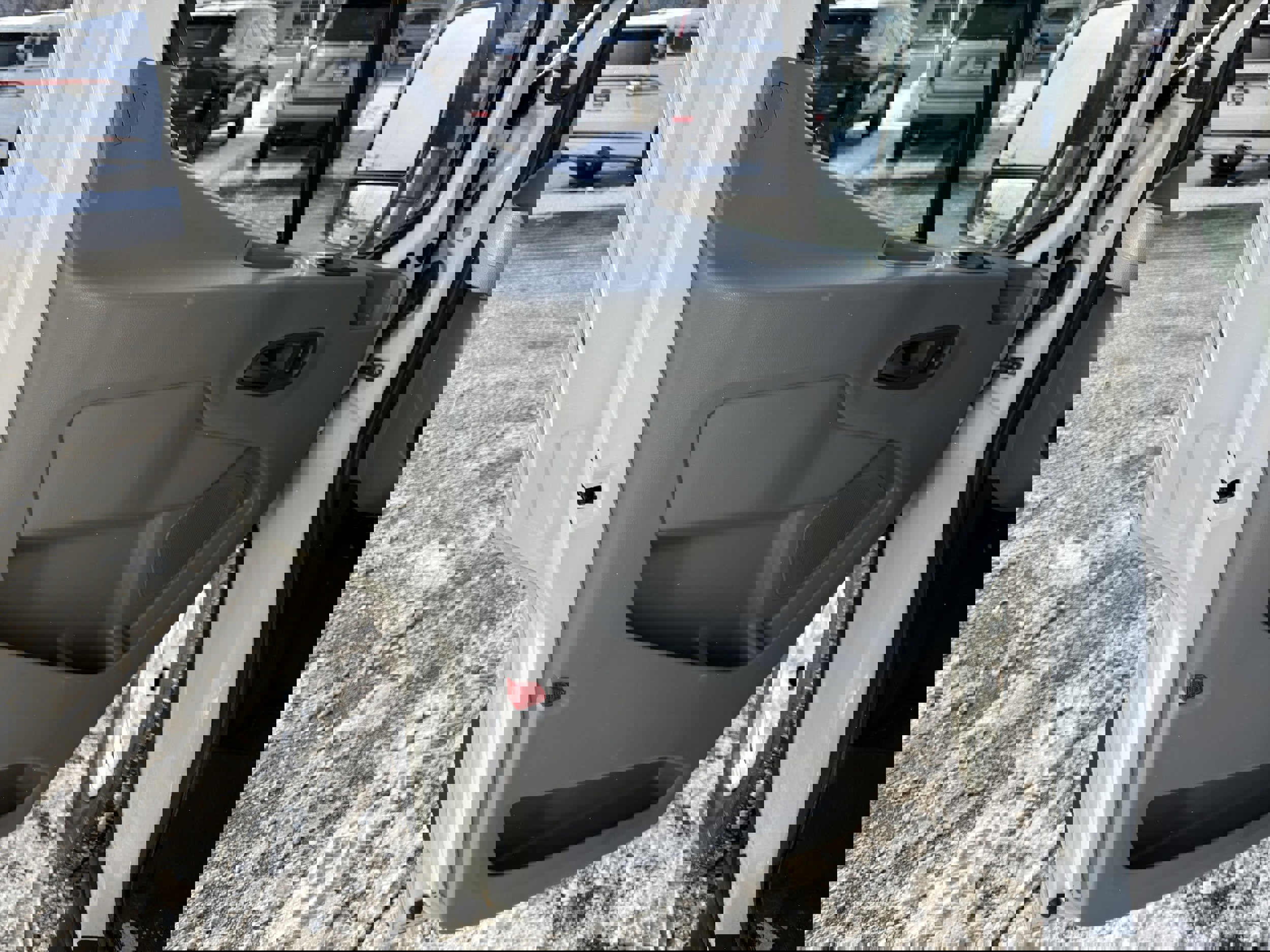 Used 2018 Ford Transit 350 XL image 11