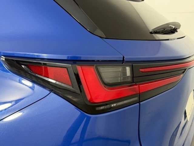 Used 2023 Lexus NX 250 FWD image 13