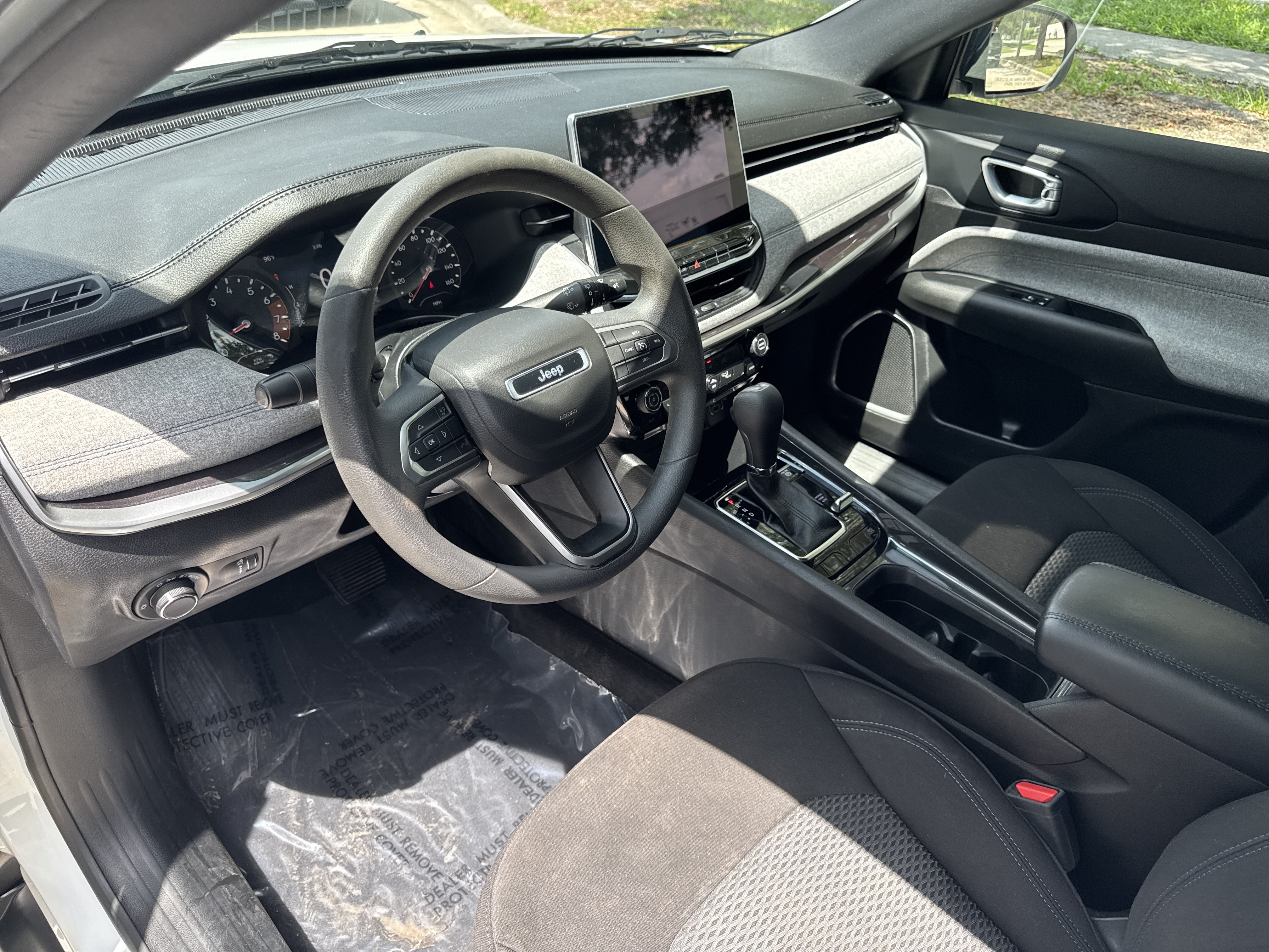 Used 2023 Jeep Compass Sport AWD/4WD image 18