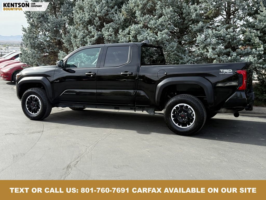 Used 2025 Toyota Tacoma TRD Off-Road image 5