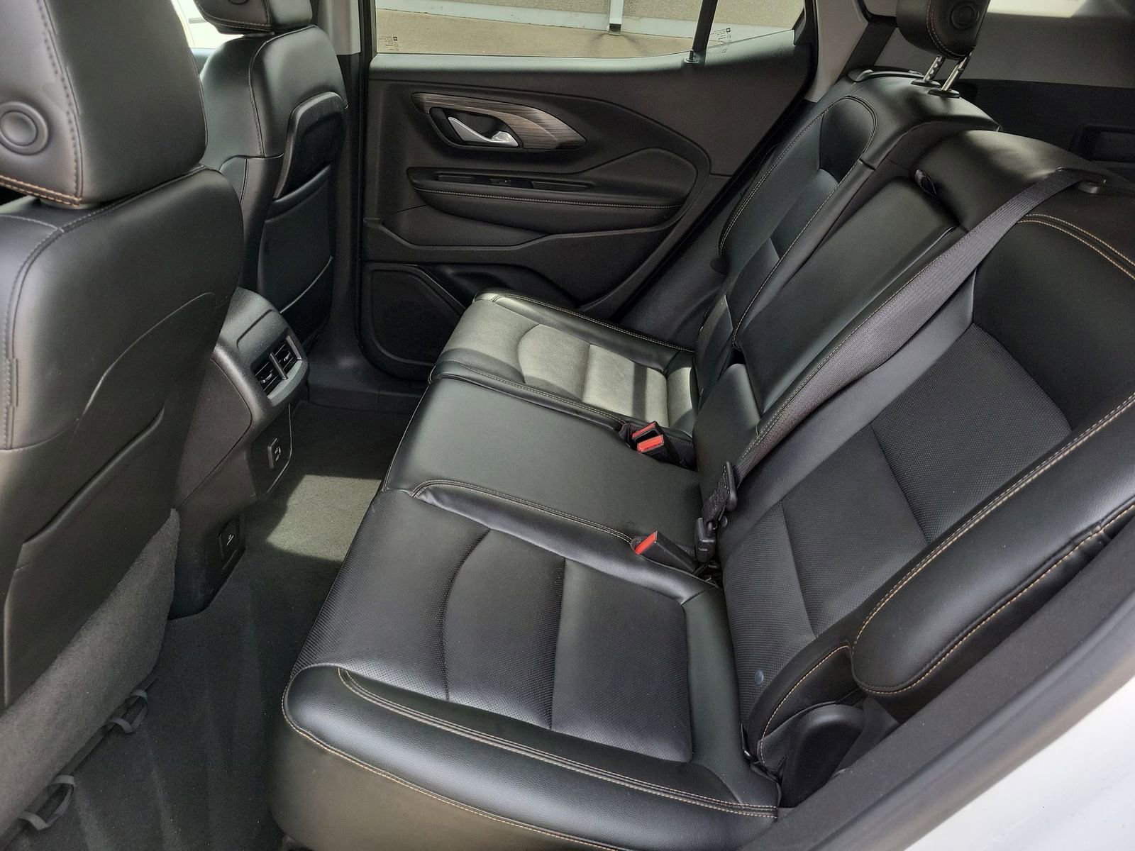 Used 2020 GMC Terrain SLT image 23