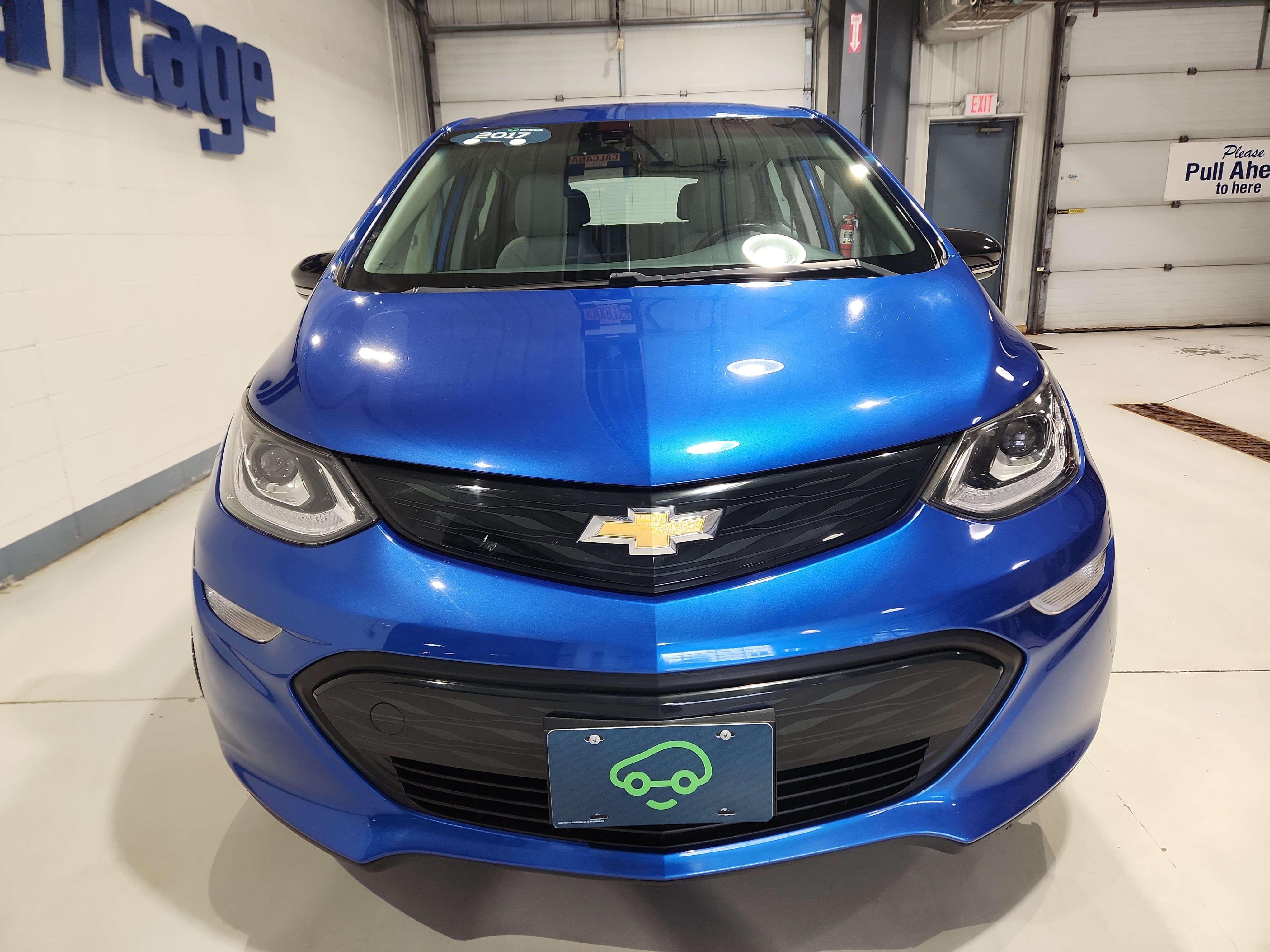 Certified 2017 Chevrolet Bolt LT FWD image 3