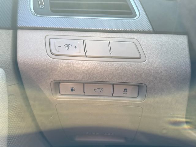 Used 2017 Hyundai Sonata SE FWD image 26