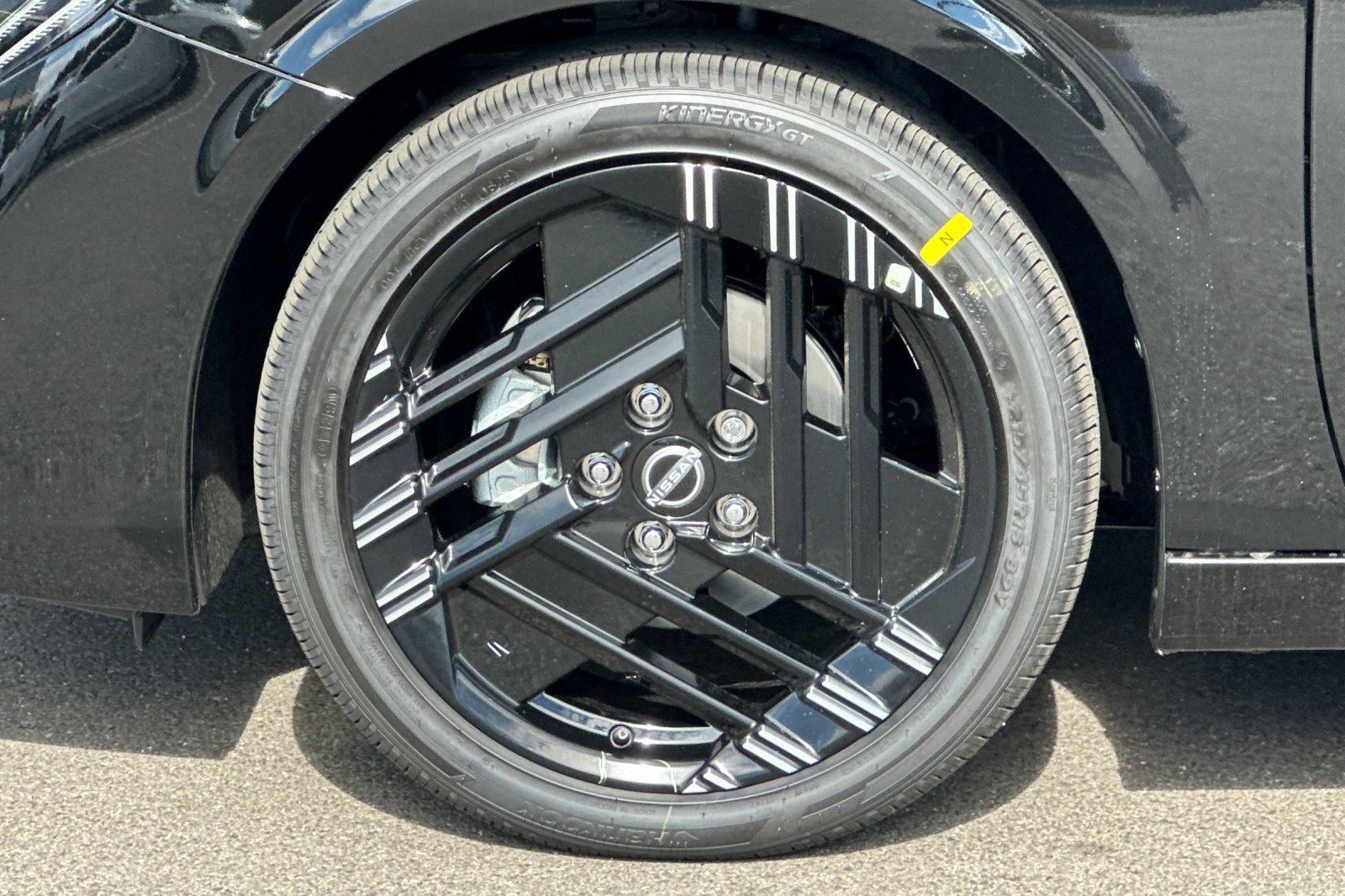 New 2027 Nissan Sentra SR w/ SR Premium Package FWD image 30