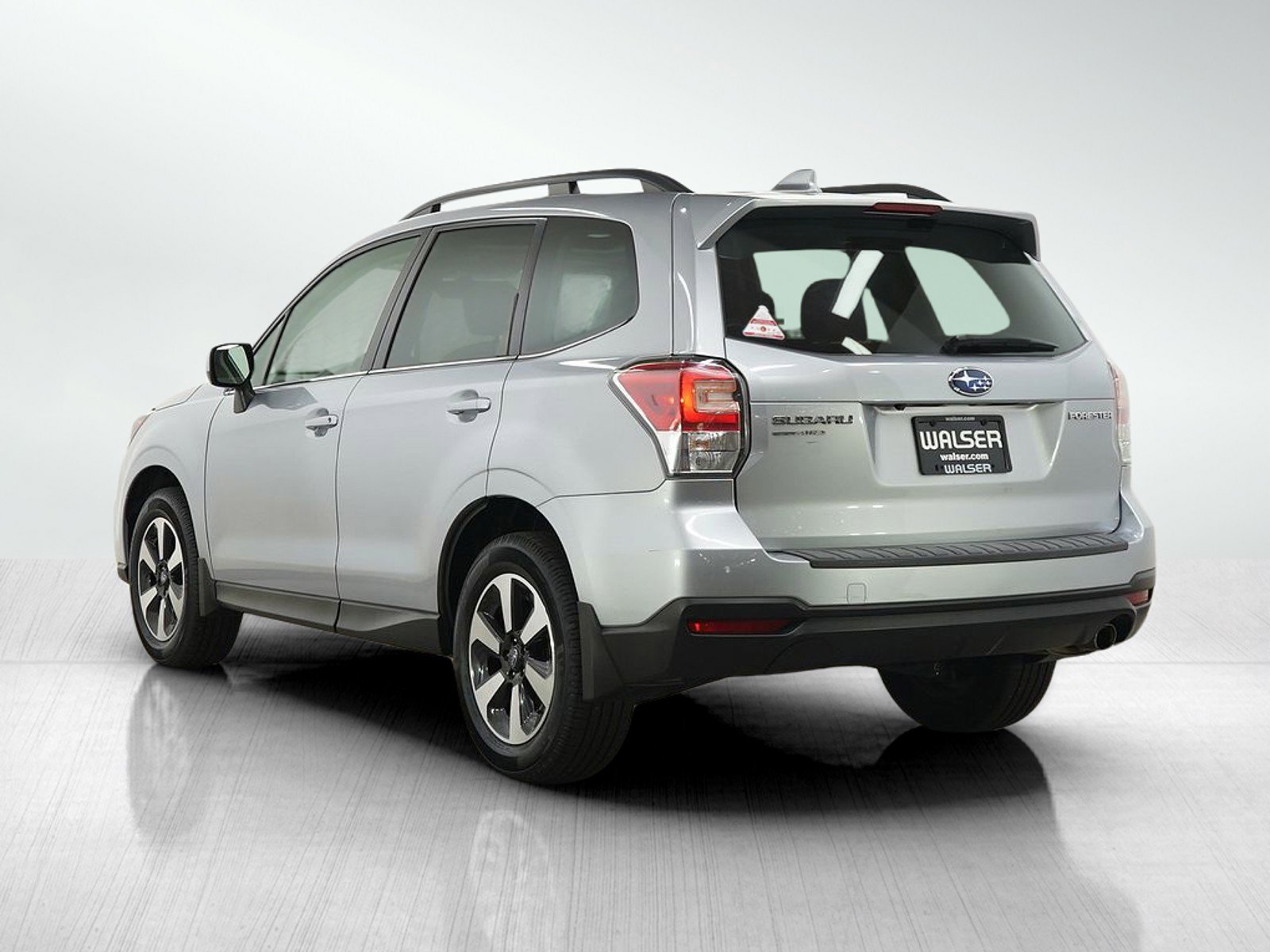Used 2017 Subaru Forester 2.5i Limited w/ Protection Package #2 AWD/4WD image 3