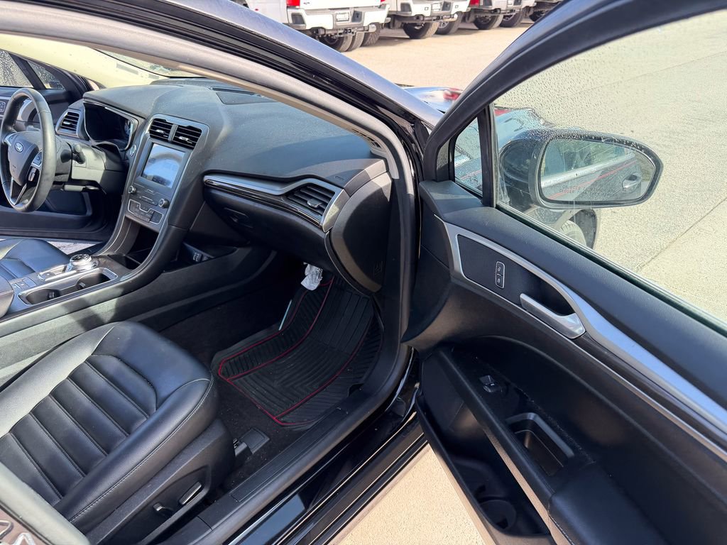 Certified 2020 Ford Fusion SEL image 16