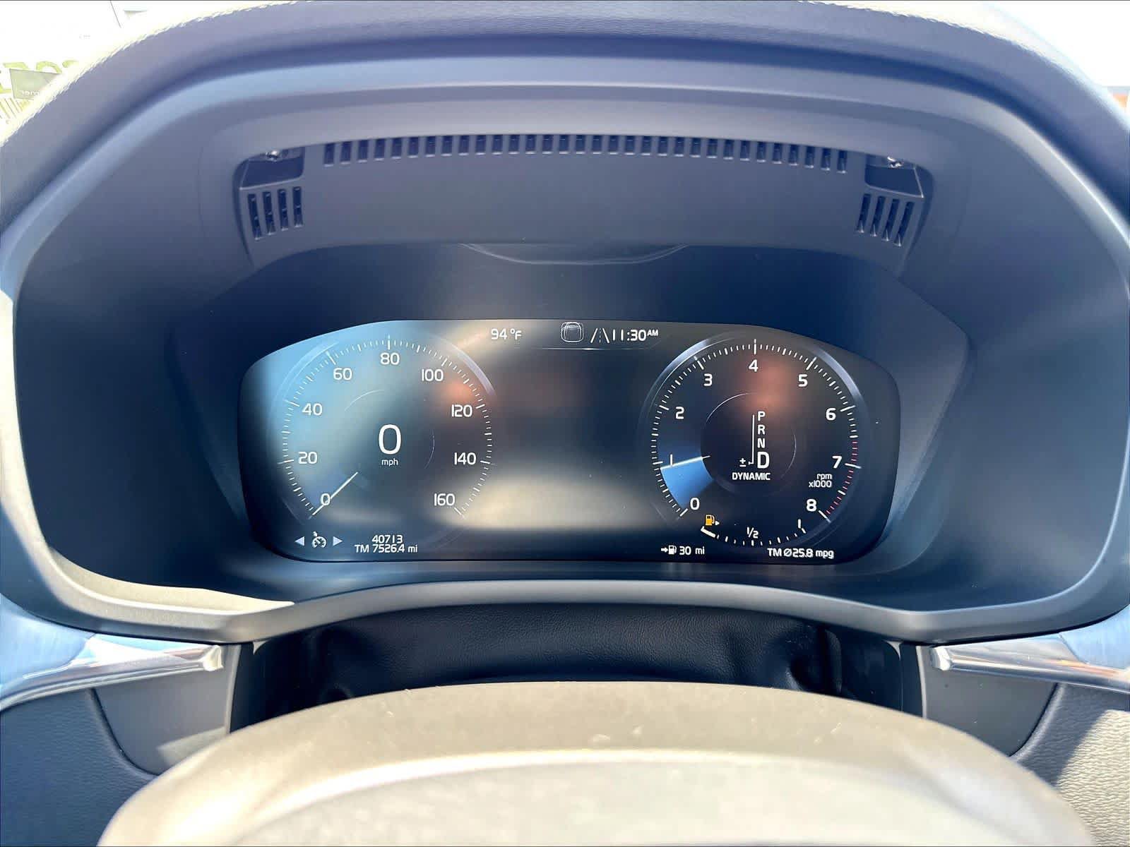 Used 2019 Volvo XC60 T5 Momentum w/ Multimedia Package AWD/4WD image 23