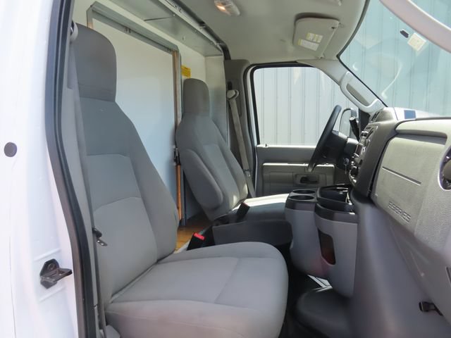 Used 2024 Ford E-450 and Econoline 450 Super Duty RWD image 21
