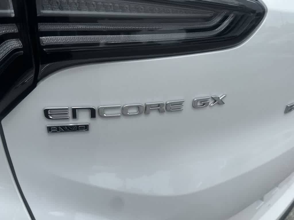 Used 2024 Buick Encore GX Avenir AWD/4WD image 11